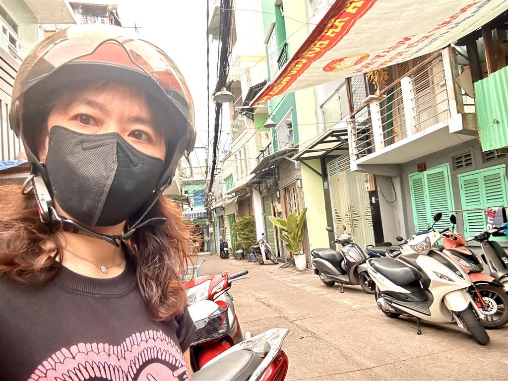 Bán nhà đ. bến vân đồn, 25m2, trước nhà rộng 6m, 3,7 tỷ. gần cầu nguyễn văn cừ qua q8 chỉ 2 phút
