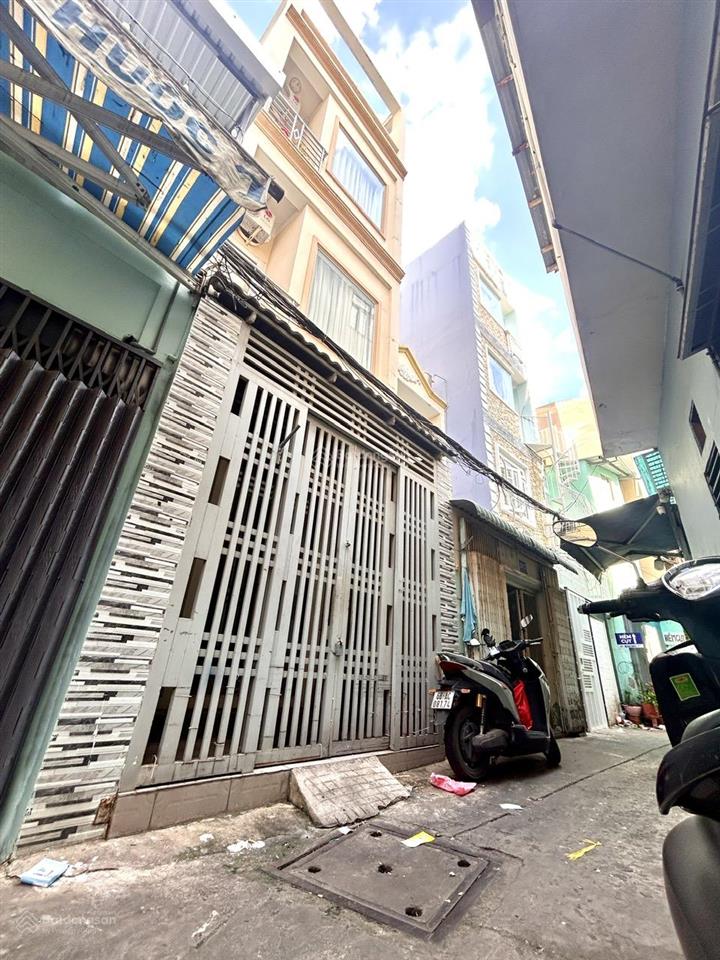 Siêu phẩm nhà đẹp 5 tầng đ.tôn thất thuyết, xe hơi đậu cách nhà 8m, đi vĩnh hội, khánh hội, tôn đản