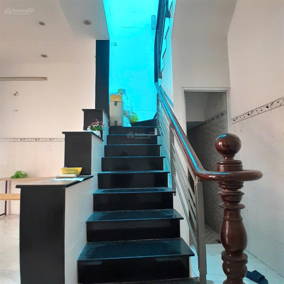Bán nhà đ.tôn đản 78m2 chào chỉ 6t gần chợ 200 đ.xóm chiếu đoàn văn bơ tôn thất thuyết