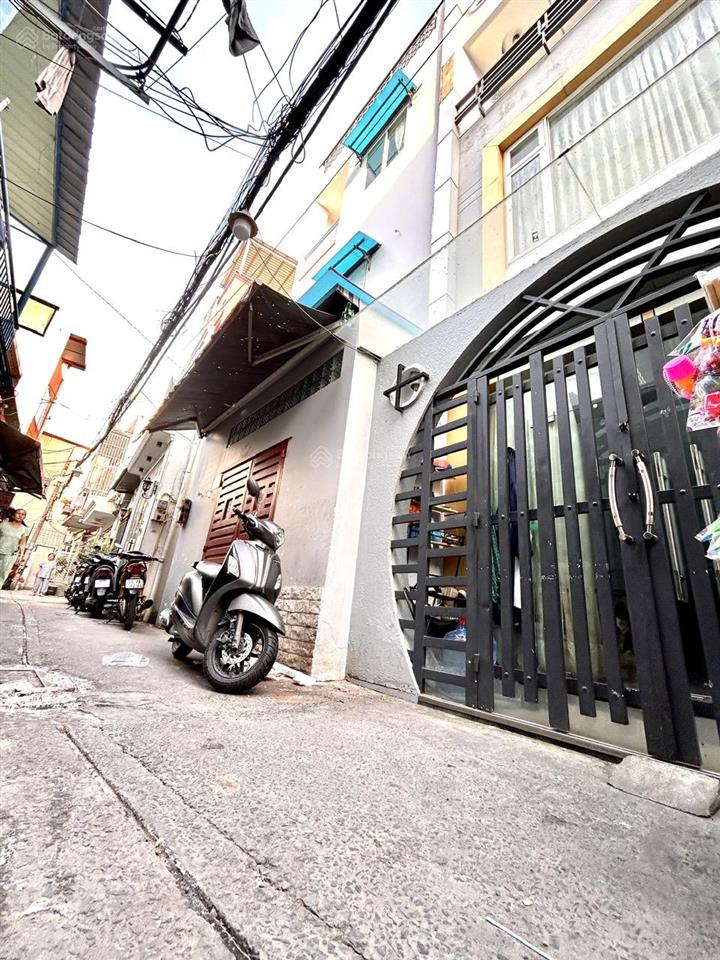 Bán nhà đ.tôn đản, ngang lớn 4.3m2, nhà mới vào ở ngay,gần vĩnh khánh, hoàng diệu, nguyễn tất thành