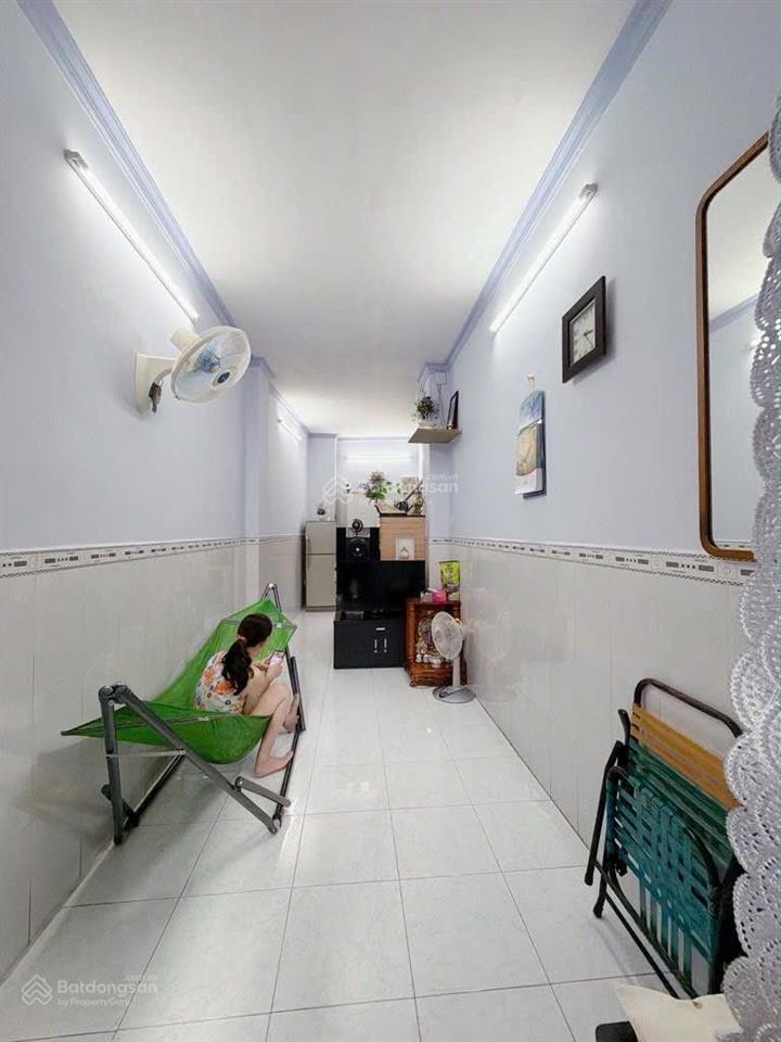 Bán nhà 25m2, đ.đoàn văn bơ  chỉ 2.8t  full thổ cư, gần chợ 200 đ.xóm chiếu  thông ra tôn đản.