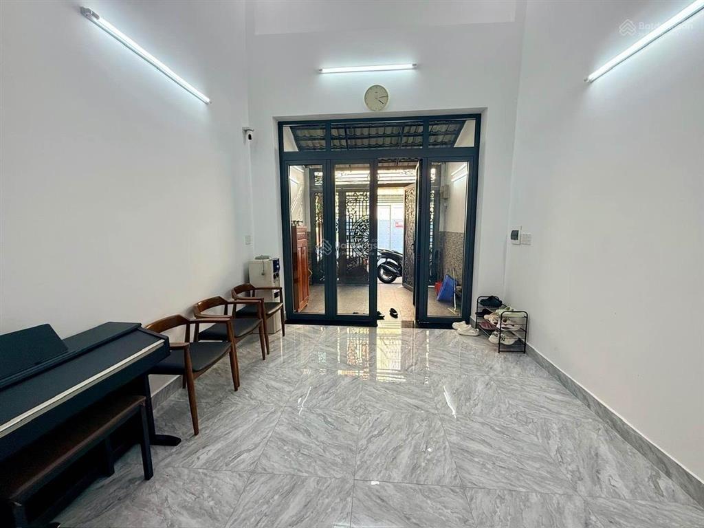 Bán nhà đẹp 57.3m2 đ tôn đản, mặt tiền hẻm gần chợ 200 đ.xóm chiếu kinh doanh đa ngành nghề. chỉ 6t