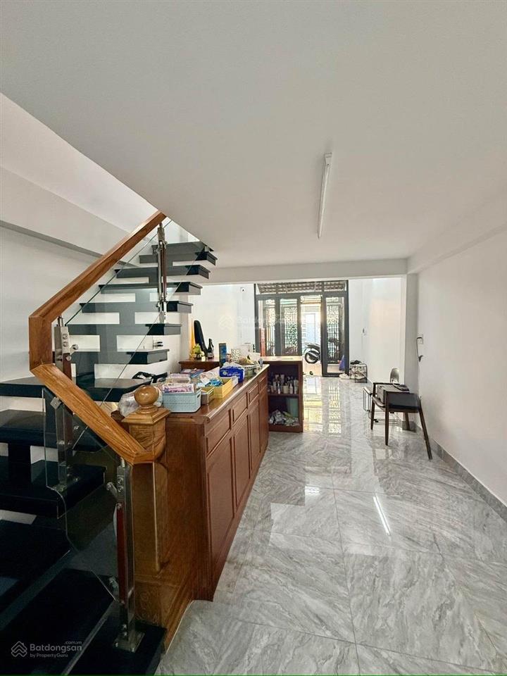 Bán nhà đẹp 57.3m2 đ tôn đản, mặt tiền hẻm gần chợ 200 đ.xóm chiếu kinh doanh đa ngành nghề. chỉ 6t