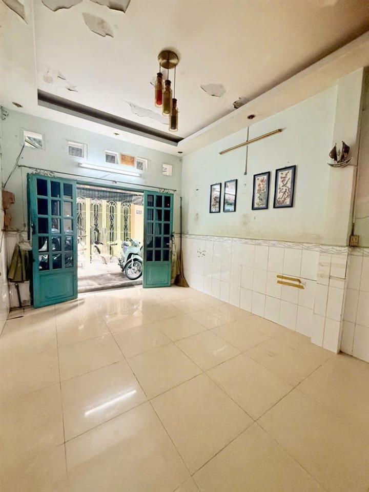 CHỦ NHIỆT BÁN NHÀ Đ.ĐOÀN VĂN BƠ- 34M2 CHÀO CHỈ 3.9T- GIAO THƯƠNG GIỮA Đ.TÔN ĐẢN VỚI Đ.XÓM