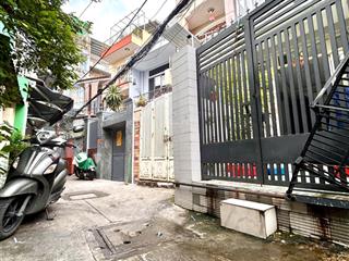 Bán nhà đẹp 67m2,ngang 4m, cách 100m ra hẻm xe hơi, đ.đoàn văn bơ, hướng tôn đản, nguyễn tất thành.