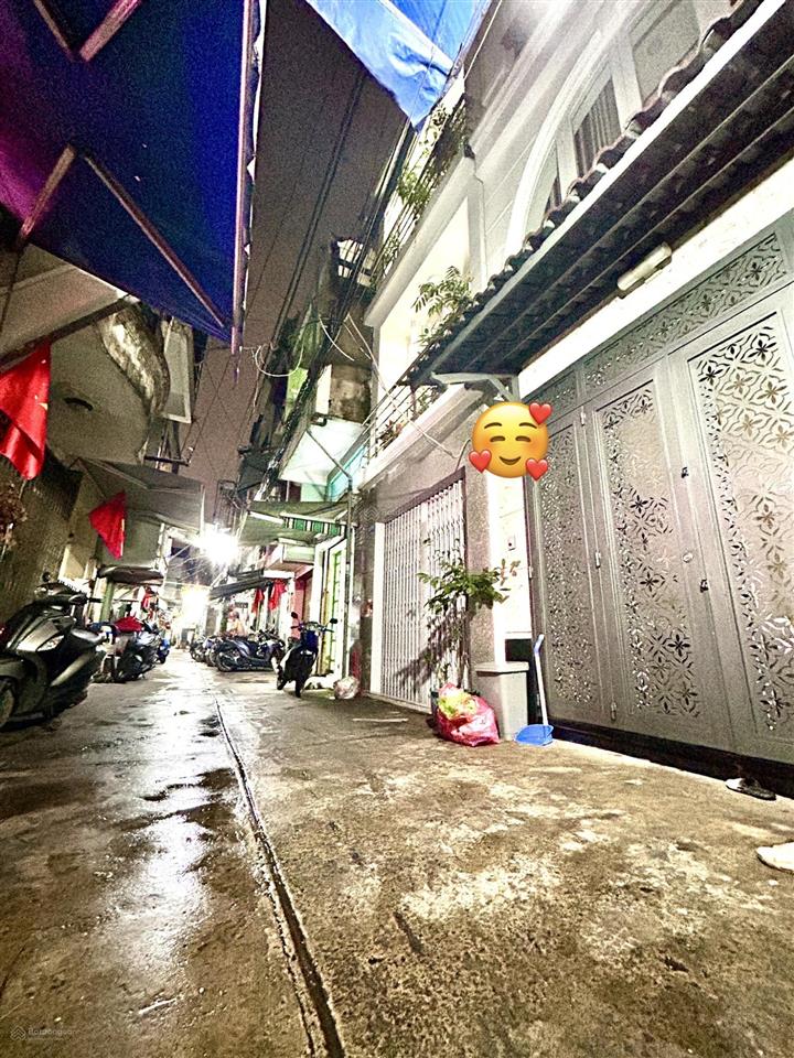 Bán nhanh nhà 3 tấng hẻm xe hơi lý thuyết đ.đoàn văn bơ, kê ngay chợ xóm chiếu, hoàng diệu, tôn đản