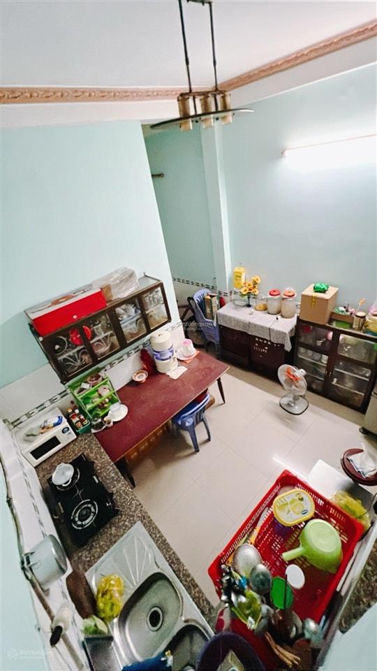Bán nhà 64m2, tương lai là mặt tiền xe hơi, đ.đoàn văn bơ thông ra tôn thất thuyết, khánh hội.