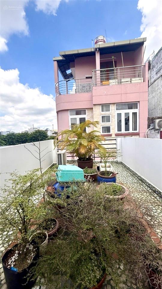 Bán nhà đẹp 3 tầng, 54m2 cách 8m ra mt xe hơi đ. bến vân đồn gần đ. nguyễn khoái, đ. khánh hội