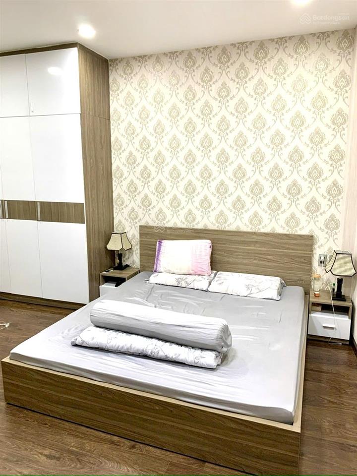 Bán nhà đẹp 4 tầng, ngang 4m, cách 10m ra mặt tiền đường số 6, ra khánh hội, tôn thất thuyết