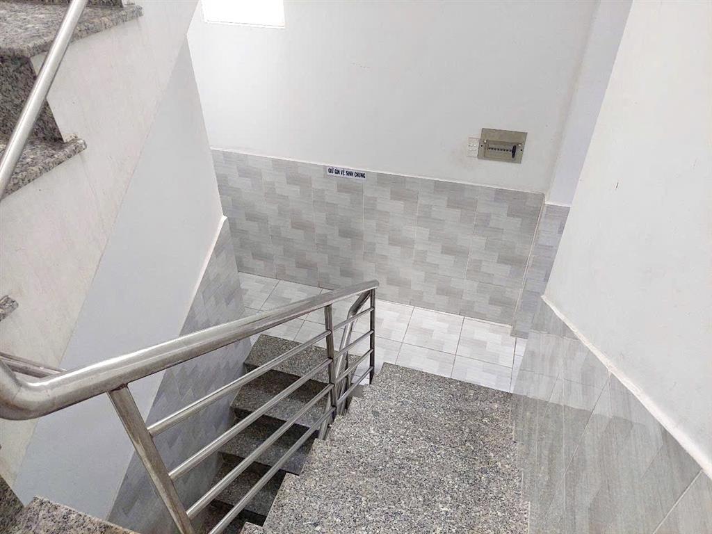 BÁN CHDV 99M2 CHỈ CÓ 9 ĐỒNG- CÁCH 200M RA MẶT TIỀN HẺM XE HƠI Đ.ĐOÀN VĂN BƠ- GIAO THƯƠNG