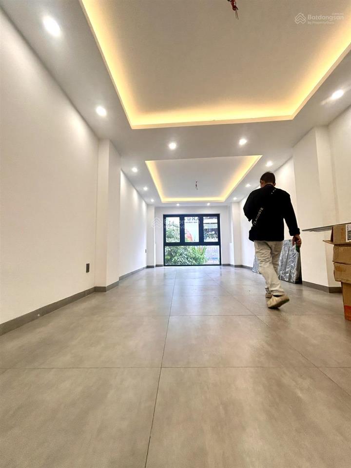 Cho thuê nhà mặt tiền đinh tiên hoàng quận 1 60m2 chỉ 60 triệu/ tháng.