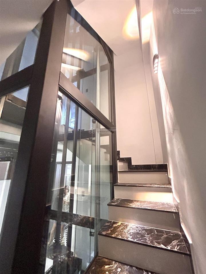 Cho thuê nhà mặt tiền đinh tiên hoàng quận 1 60m2 chỉ 60 triệu/ tháng.