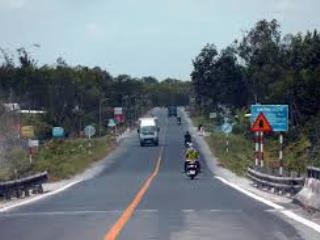 Bán đất mặt tiền ql phụng hiệp  quỹ đất đẹp khan hiếm