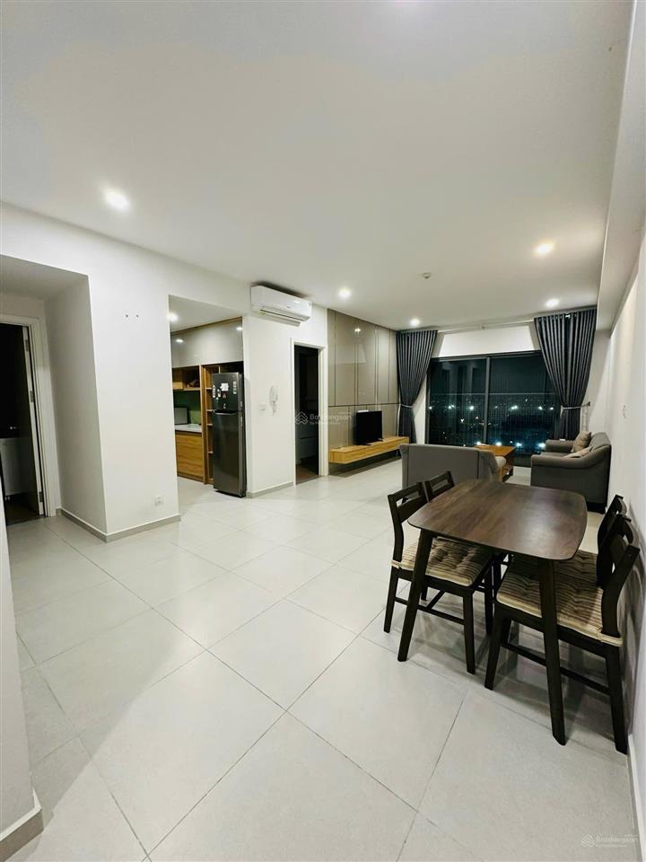 Chủ nhà gửi em bán căn 2pn2vs giá tốt toà n01 chung cư premier berriver long biên