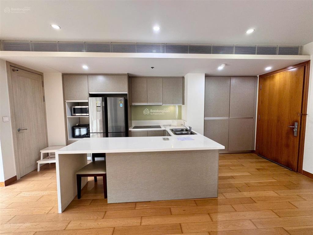 Sổ hồng sẵn, căn góc 2 phòng ngủ 98m2 view cực đẹp trực diện sông sài gòn, toàn cảnh quận 1