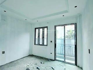 7 tầng thang máy  thịnh liệt  hoàng mai  nhà mới kính coong  ô tô 7 chỗ vào nhà  chào 18.8 tỷ