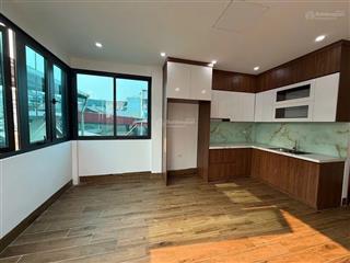 7 tầng thang máy đê la thành  đống đa  nhà mới dân xây  giá 12 tỷ.