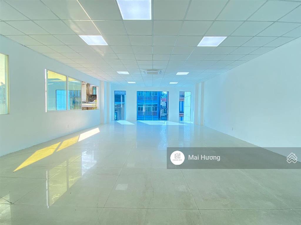 Building mới xây góc 2 mặt tiền 456 đường tân sơn nhì  ngay tuyến đường thương mại quận tân phú.