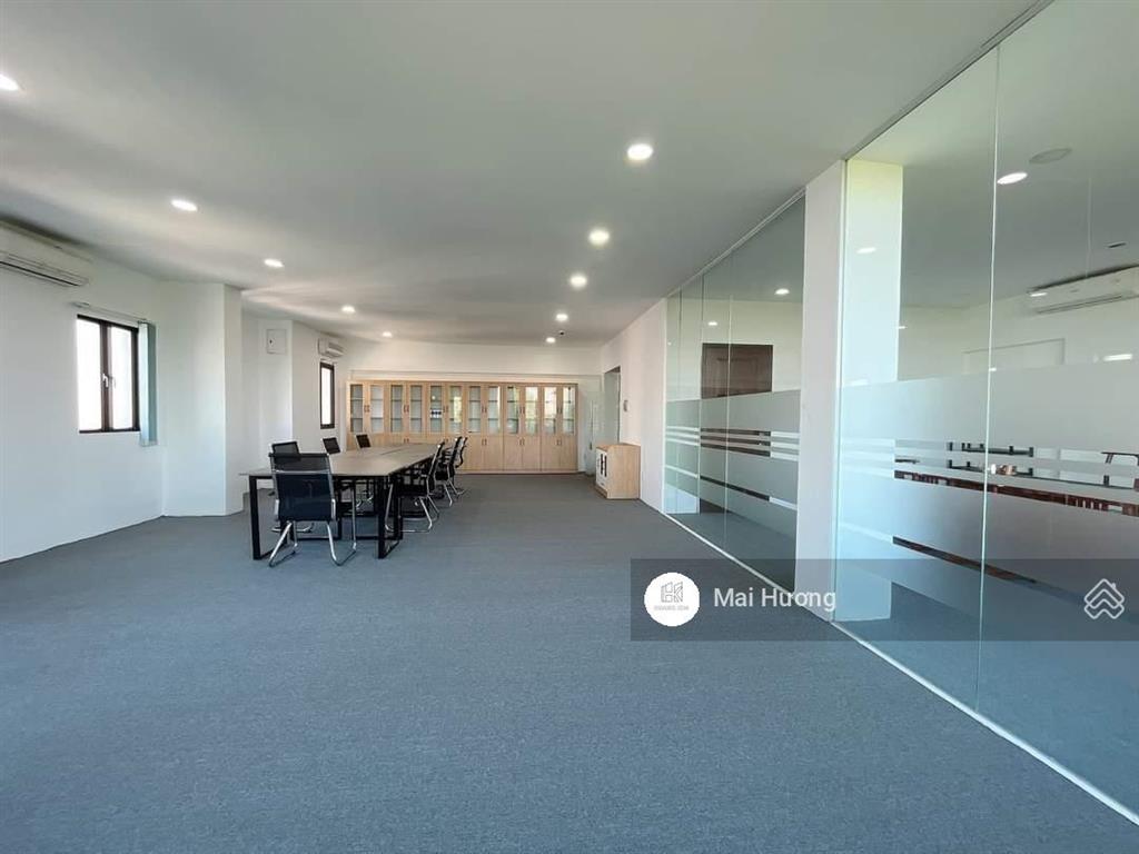 Siêu phẩm building khu nhà ga t3  mặt tiền kinh doanh 133a đường cộng hòa tân bình  dt ngang 10m.