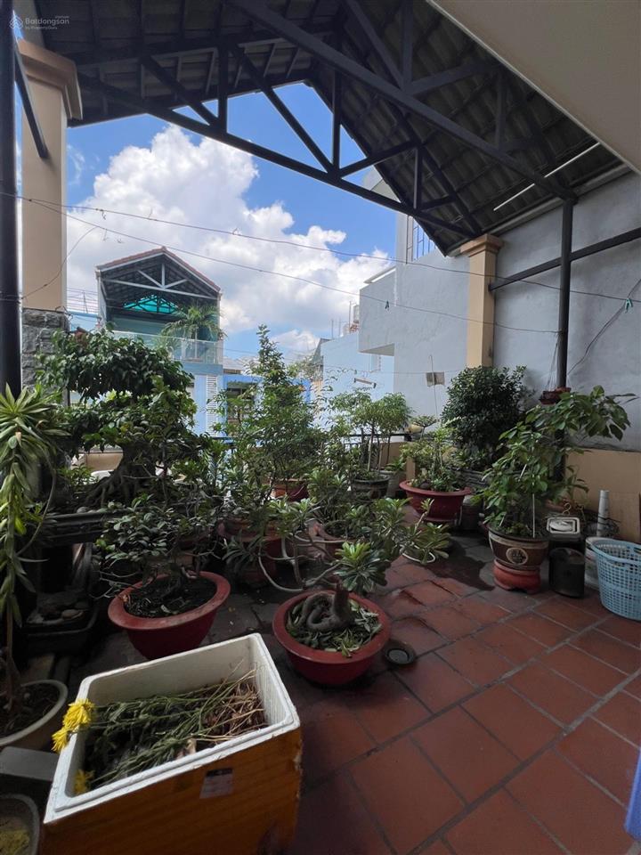 Nhà vip lê thị hồng 3 tầng, 92m2,5x18.5m, sát phan văn trị hẻm 10m . chỉ 14.x tỷ