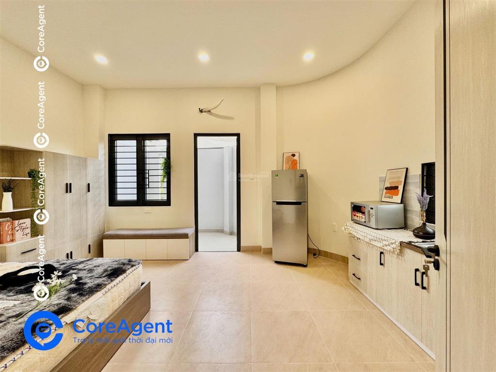 Studio full nội thất có sân sau ngay ngã tư thủ đức  lê văn việt xây mới 100%