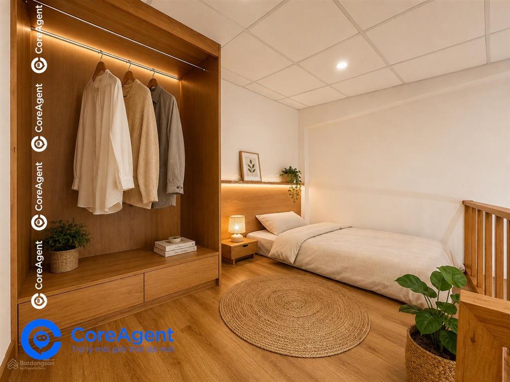 Gác ban công ngay ngã tư thủ đức  lê văn việt  spkt  coopmart  hutech khu e