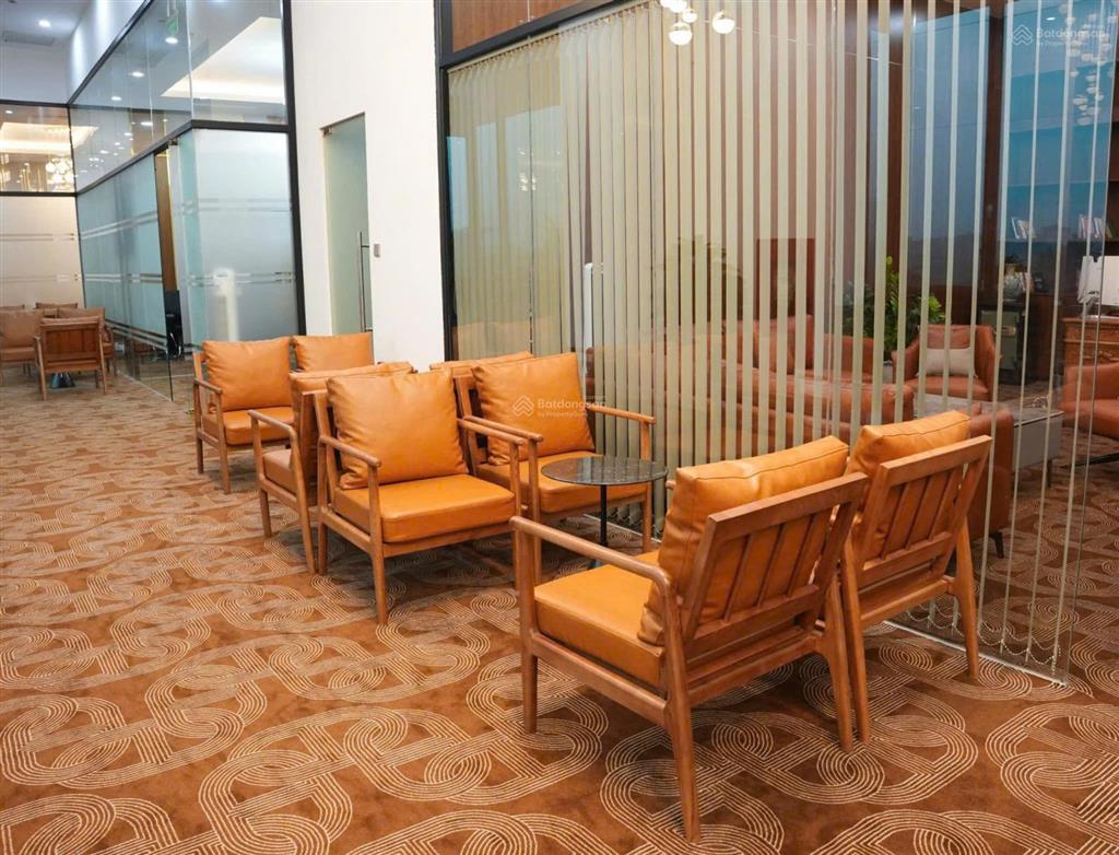 Hiếm! văn phòng 330m² roman plaza full nội thất, vào làm việc ngay, giá tốt