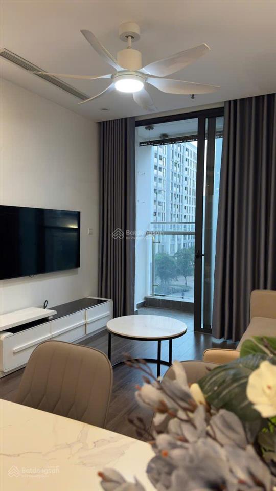 Gia đình tôi có căn hộ tại symphony 64m2 2n 2vs sẵn sổ muốn chuyển nhượng gía cực ưu đãi