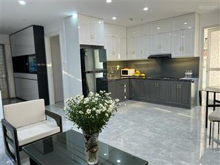 Gia đình tôi có căn hộ 88m2  2n2vs full nội thất sang xịn cho thuê vào được luôn