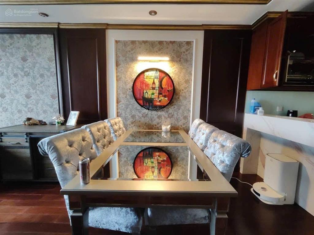 Cho thuê căn hộ 102m2 tại hc golden 3 ngủ 2 vệ sinh full đồ mới tầng cao vào ở ngay