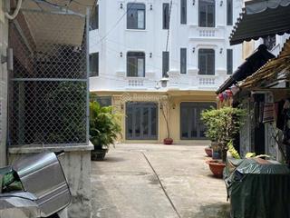 Nhà hxh 8mcư xá đô thành50 m2rộng 5m 4 tầngđang cho thuê 30 triệu/thánggiá 9,2 tỷ