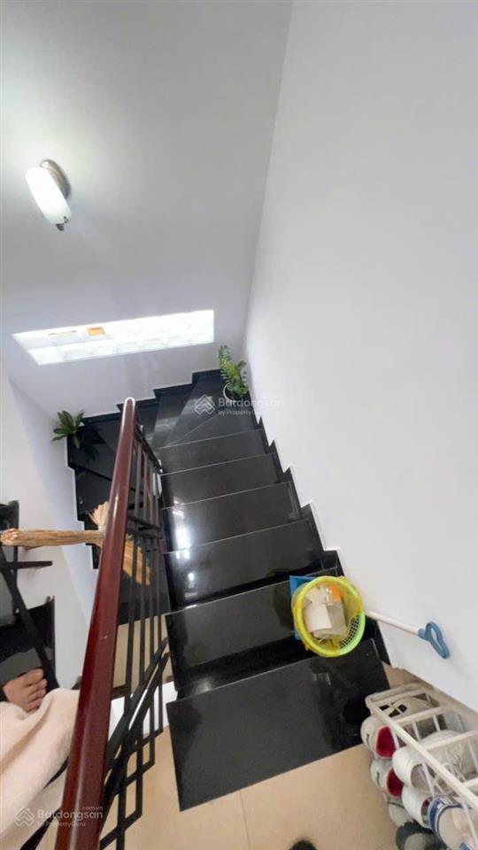 Bán nhà đường cao thắng, quận 3  3pn  5 tầng  35m2, giá nhỉnh 8 tỷ