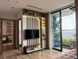 Chính chủ bán căn đập thông 3pn  tòa r3  ecoparrk  diện tích 90m  để lại nội thất xịn cao cấp