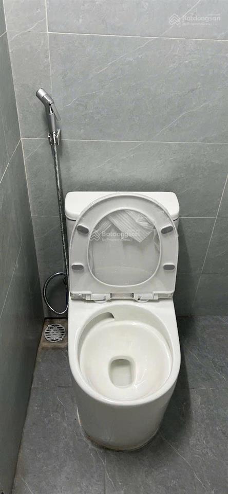 Nhà 18m2 4 tầng trong ngõ nhỏ,chính chủ cho thuê