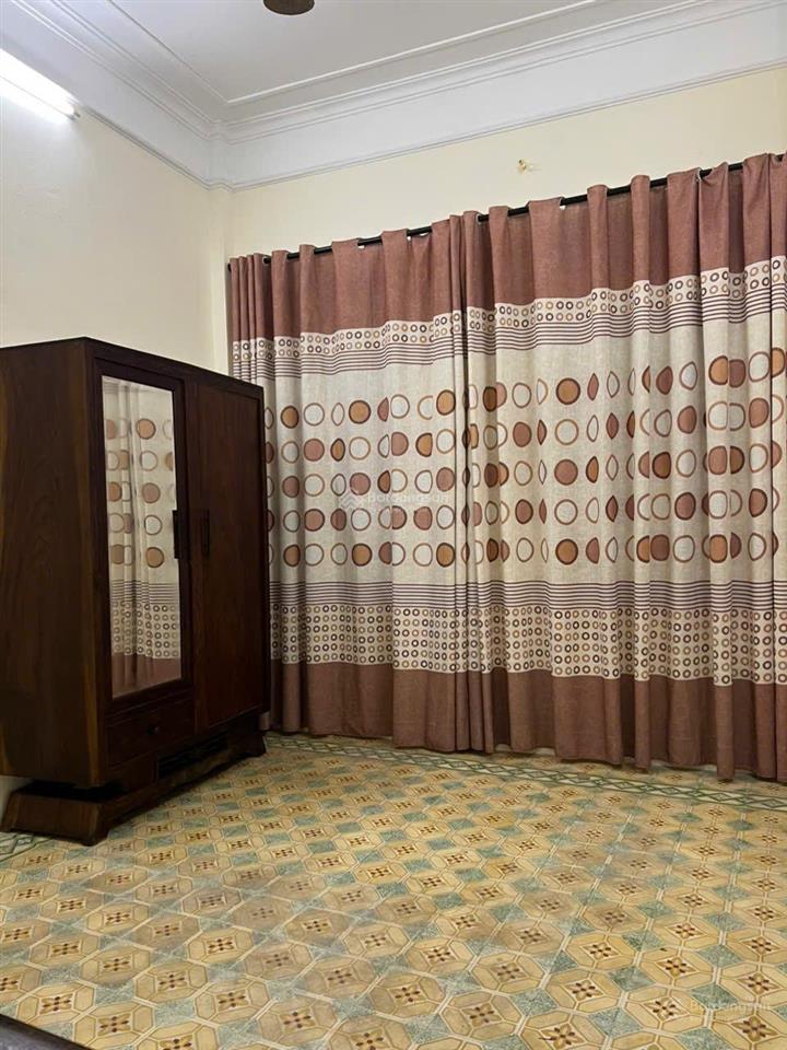 Nhà 18m2 4 tầng trong ngõ nhỏ,chính chủ cho thuê
