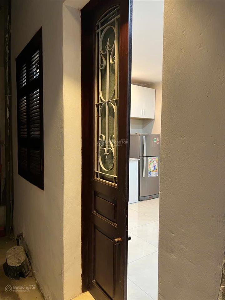 Nhà 18m2 4 tầng trong ngõ nhỏ,chính chủ cho thuê