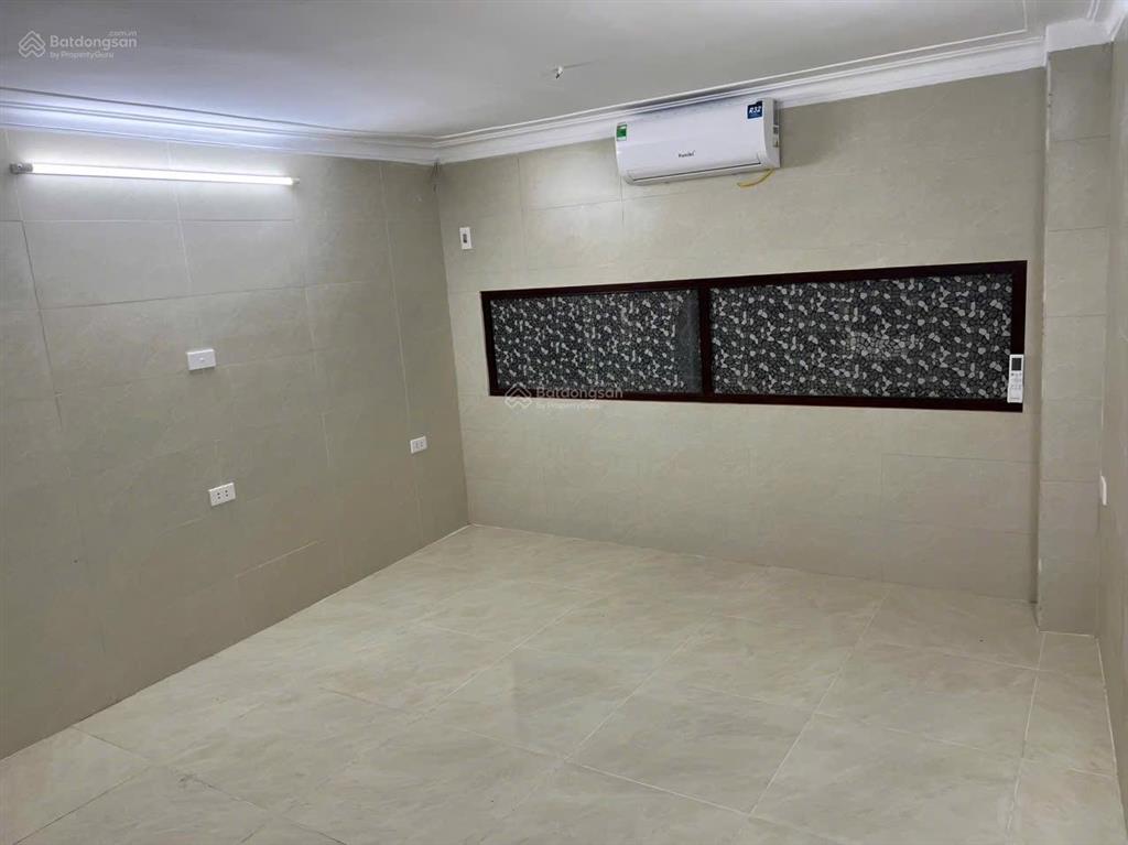 Nhà 18m2 4 tầng trong ngõ nhỏ,chính chủ cho thuê