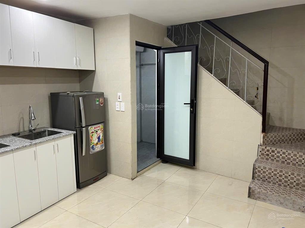 Nhà 18m2 4 tầng trong ngõ nhỏ,chính chủ cho thuê