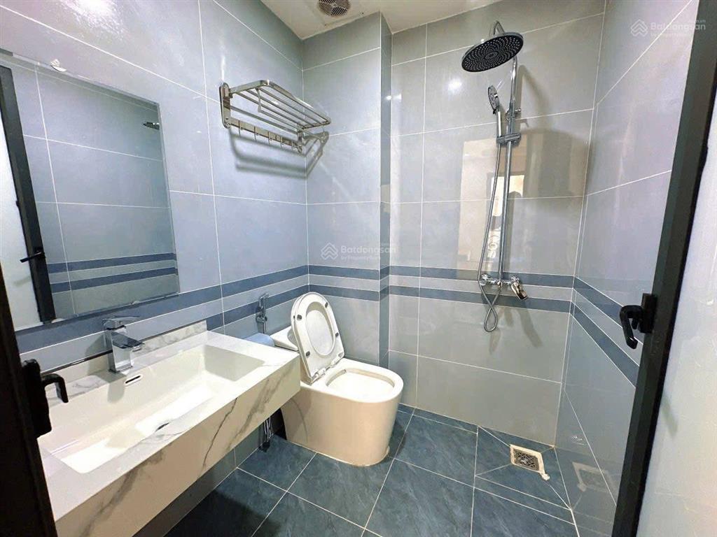 Nhà mới phạm văn đồng, cạnh hqv kéo dài ~30m, quy hoạch ổn định, 6tầng thang máy full nội thất