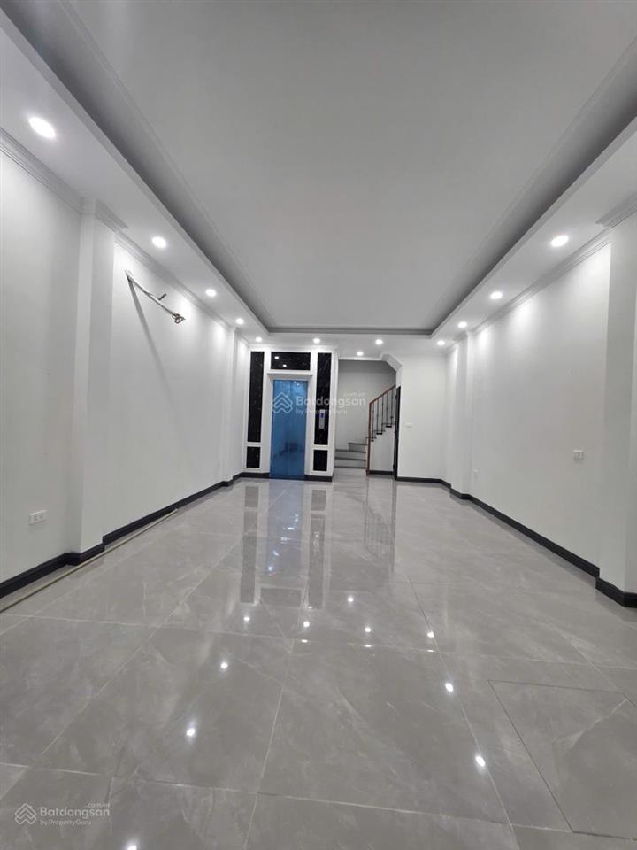 Tây hồ hiếm nhà mới lô góc 6 tầng thang máy, 10m ra ô tô tránh, giá chỉ 14.9 tỷ.