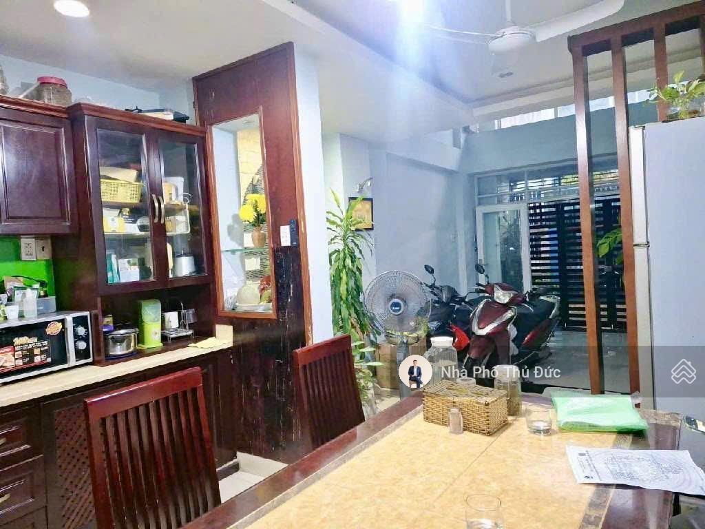 Mặt tiền 5 tầng  quận 2  hẻm ôtô thông  khu cao tầng  khu hiếm nhà bán  hoàn công đầy đủ