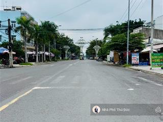 Bán nhà 3 tầng  ôtô đỗ cửa  ubnd long trường  nguyễn duy trinh  ngang 5,5m