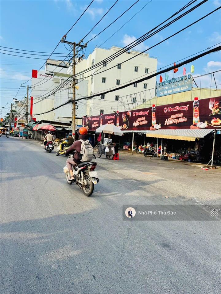 Bán nhà trần thị điệu  gần cđ công thương  metro