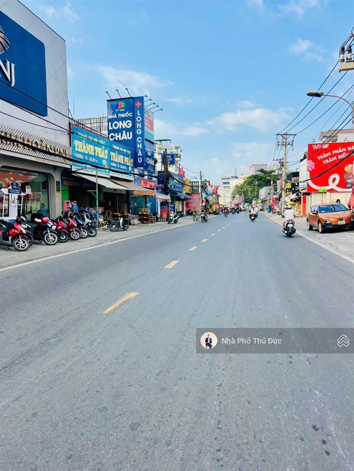 Bán nhà trần thị điệu  gần cđ công thương  metro