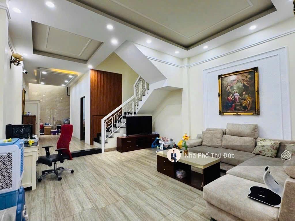 Bán nhà 3 tầng  sân ôtô  khu vip nguyễn duy trinh  phú hữu  global city  quận 2  ngang 5m