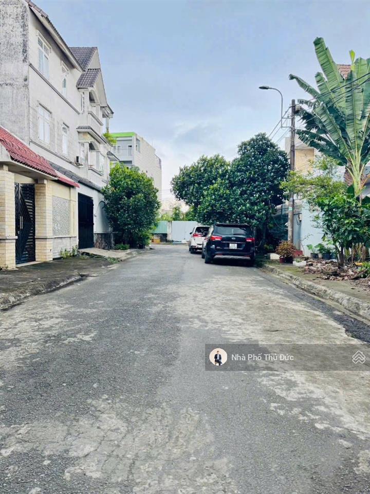 Bán nhà 3 tầng  sân ôtô  khu vip nguyễn duy trinh  phú hữu  global city  quận 2  ngang 5m