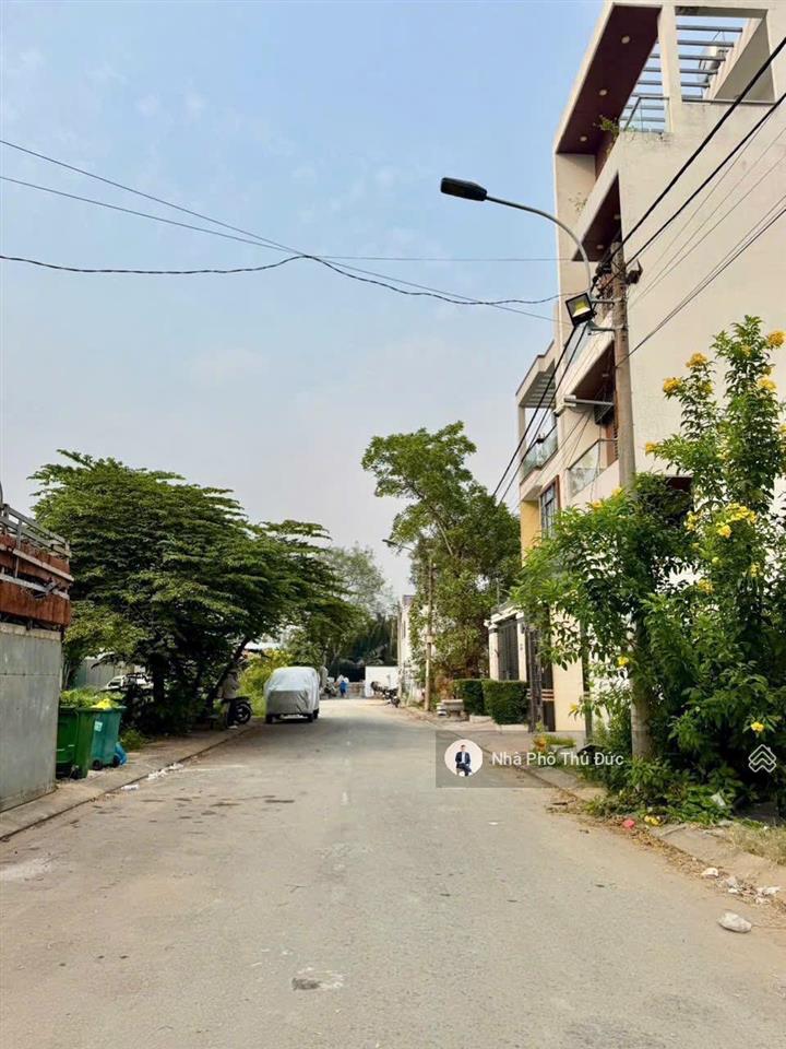 Bán đất phân lô đồng bộ  trục nguyễn duy trinh  gò cát  cc ricca gò cát  phú hữu  ngang 5,6m