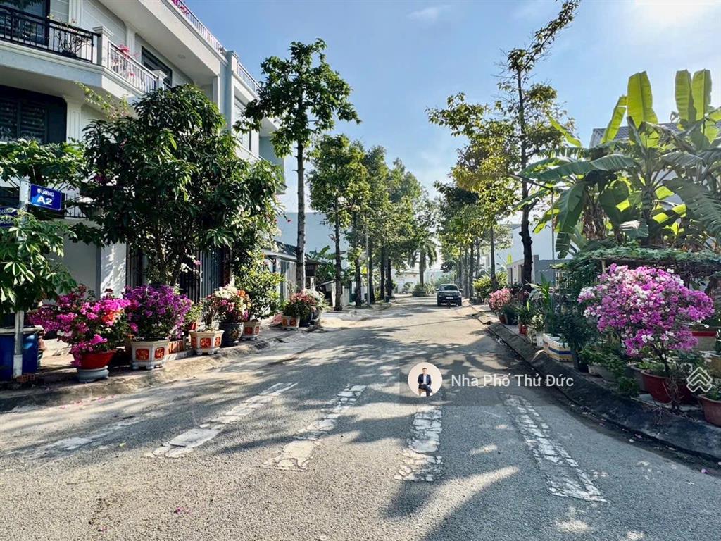 Bán đất bưng ông thoàn  gần liên phường  global city  ngang 5,8m