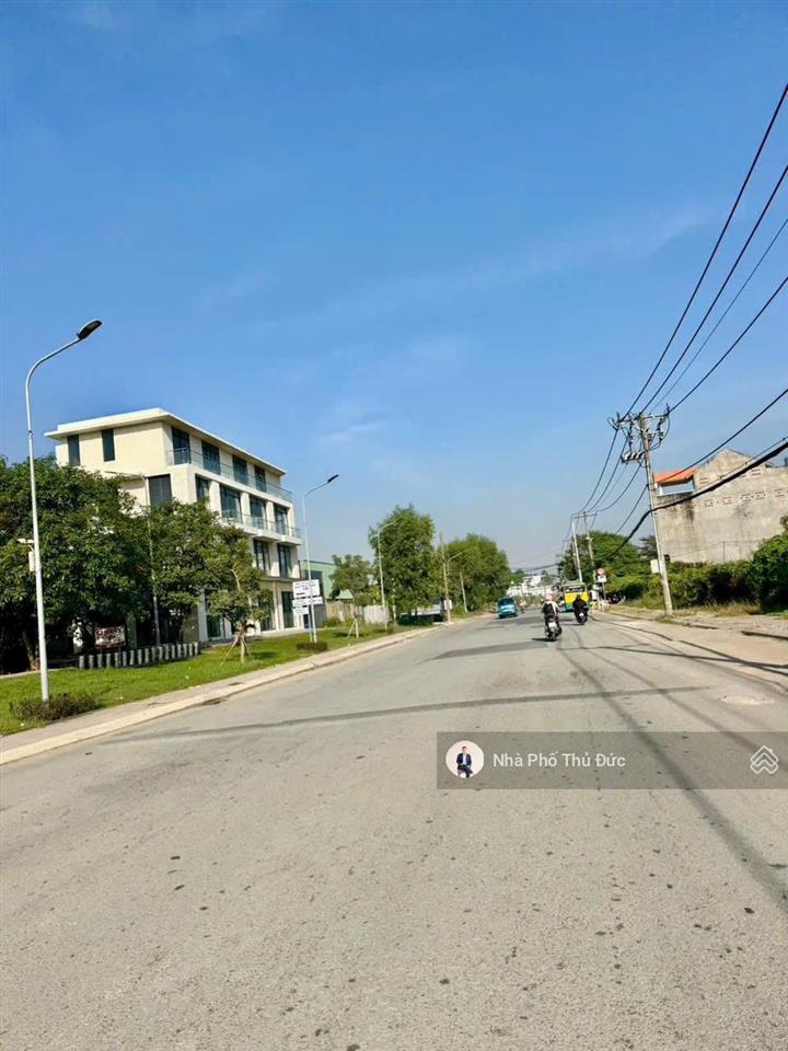 Bán đất bưng ông thoàn  gần liên phường  global city  ngang 5,8m