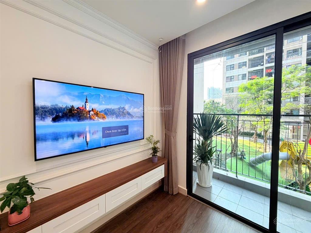 Bán căn hộ 2pn 2wc góc 63m2 đẹp tại the sapphire giá 3,4 tỷ